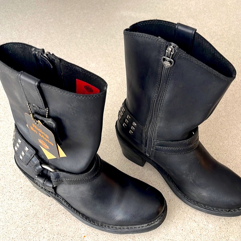 Harley-Davidson Women’s Harness Studded Leather Boots, Size 7.5
